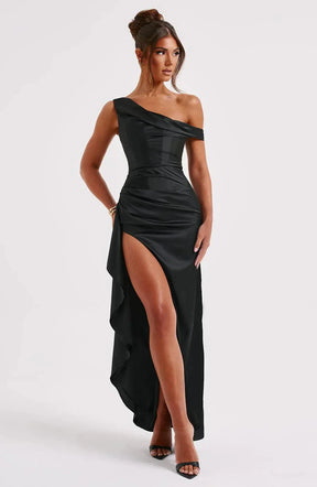 Vestido Yara Preto