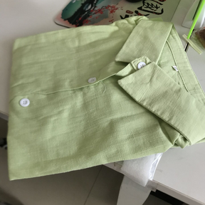 Camisa Básica de Casimira Mouche: A Elegância do Básico