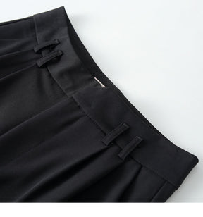 Calça Slim de Alfaiataria com Cinto Ceinture: Elegância e Versatilidade em Uma Única Peça