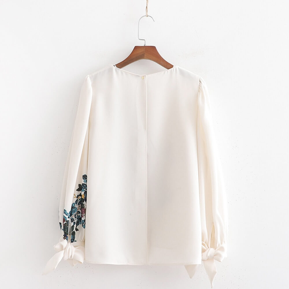 Blusa Brilhante: Elegância em Chiffon