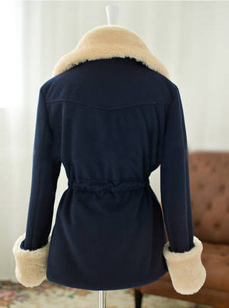 Casaco Feminino Pelúcia Eleanor Coat