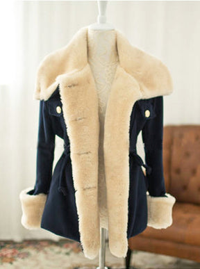 Casaco Feminino Pelúcia Eleanor Coat