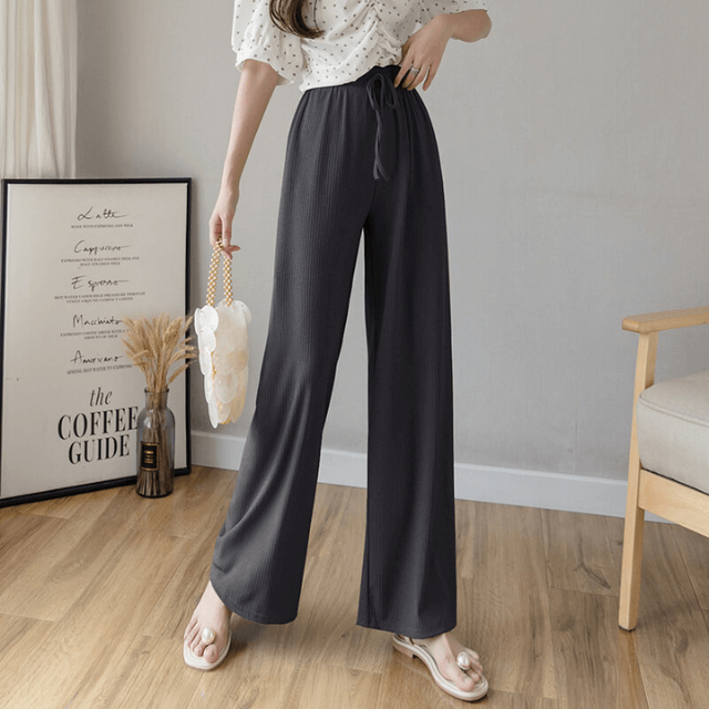 Calça Pantalona Confortável Lumière: Liberdade, Conforto e Charme