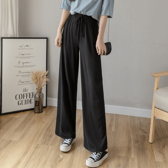 Calça Pantalona Confortável Lumière: Liberdade, Conforto e Charme